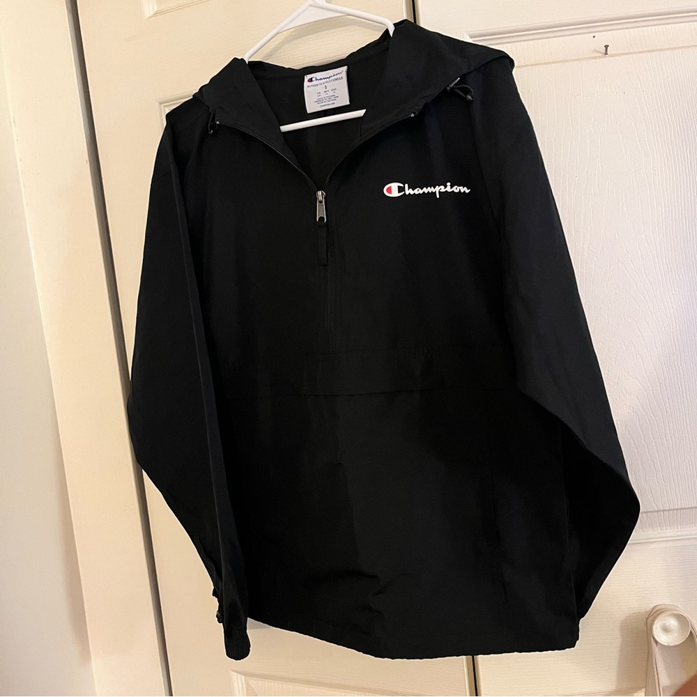 Black champion windbreaker with pockets